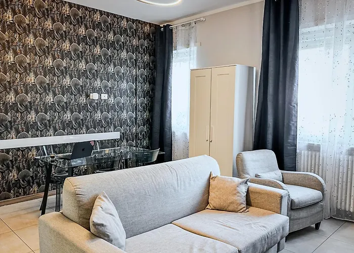 2 Suite Matrimoniali - 2 Bagni - Self Check-In Torino